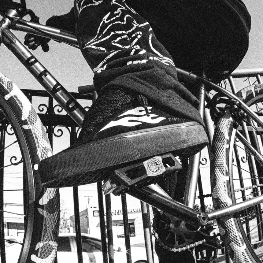 Streetwear premium